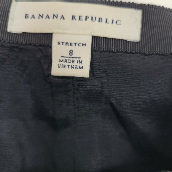 BANANA REPUBLIC Gray Button Front Belted Skirt 8 - Picture 2 of 5
